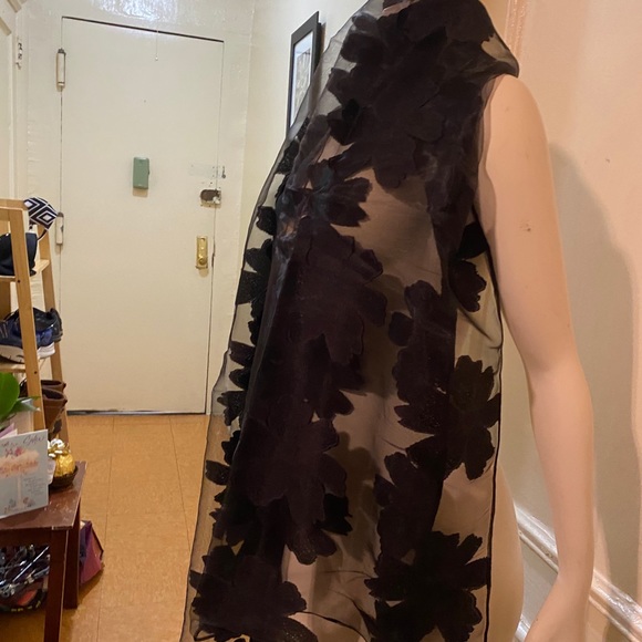 Transparent Scarf (Flowers) - Picture 3 of 4